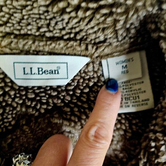 LL Bean Vintage SzM faux suede brown Y2K Floral Embroidered on sleeves n back. - Picture 3 of 16